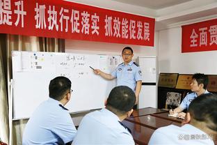 赵丽娜：祝贺张琳艳首夺女子金球奖，希望一起为女足进步而努力